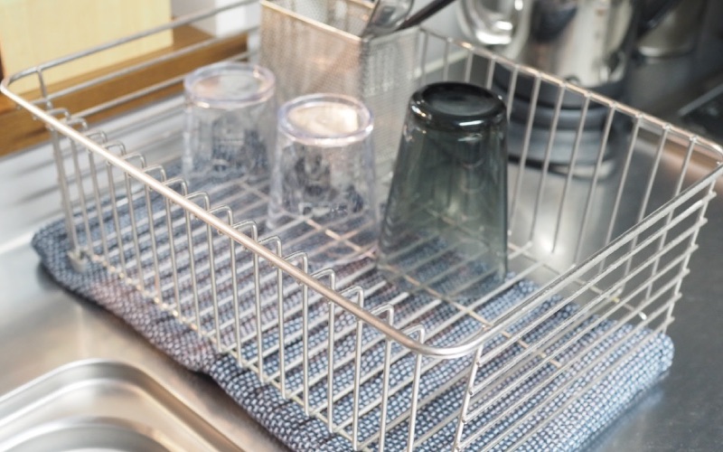 無印良品」でそろう！ あっという間に部屋が片づくバスケット収納5選