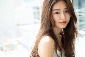 Profile 加治ひとみ 1