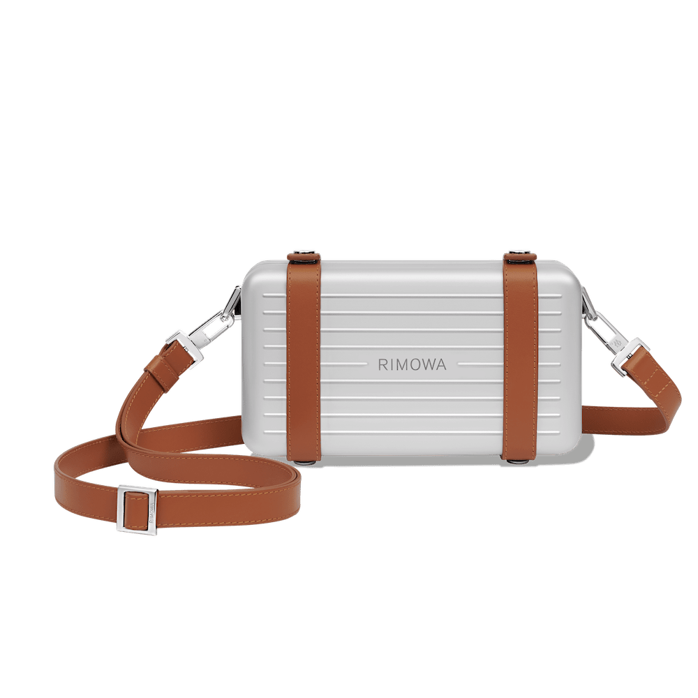 RIMOWA】リモワの人気クラッチバッグに新色＆新型が登場