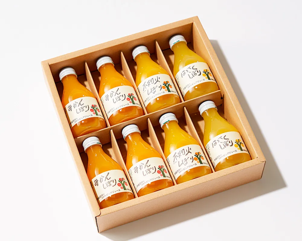 伊藤農園の「100％ピュアジュース （180ml×8本）」の中身