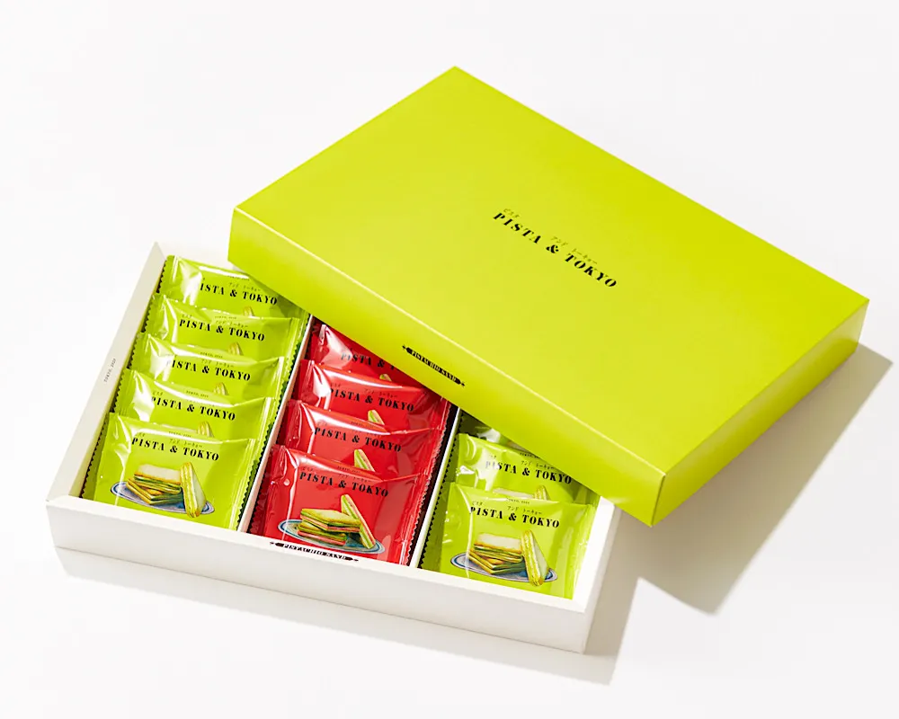 PISTA ＆ TOKYOの「ピスタチオサンド アソート 15枚入」のパッケージと中身