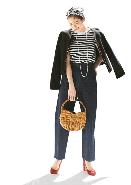 ワイドテーパードパンツ×ボーダートップスの秋冬大人カジュアルなデニムワイドパンツコーデ