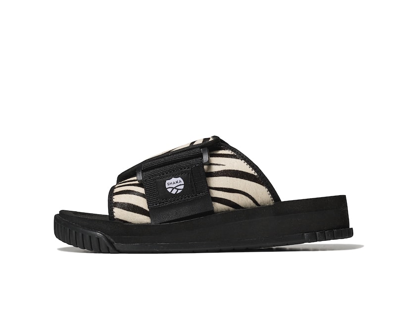 SHAKA ゼブラ柄 スポーツサンダル 楽天市場】SHAKA シャカ X-PACKER COWHAIR サンダル ZEBRA