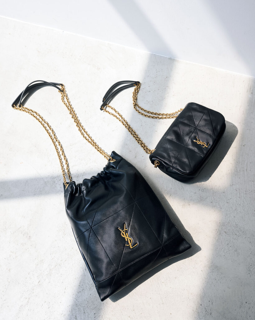 【2025年モデル / 極美品✨】ラシット ボンディングミニトートバッグ 黒 ボンディングミニトートバッグ | russet(ラシット)レディース