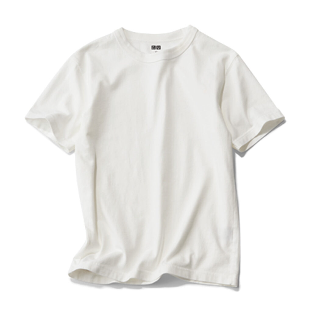 白Tシャツ カジュアルに転びすぎない、そぎ落としたミニマルデザイン。Tシャツ￥1,500（UNIQLO U／UNIQLO）
