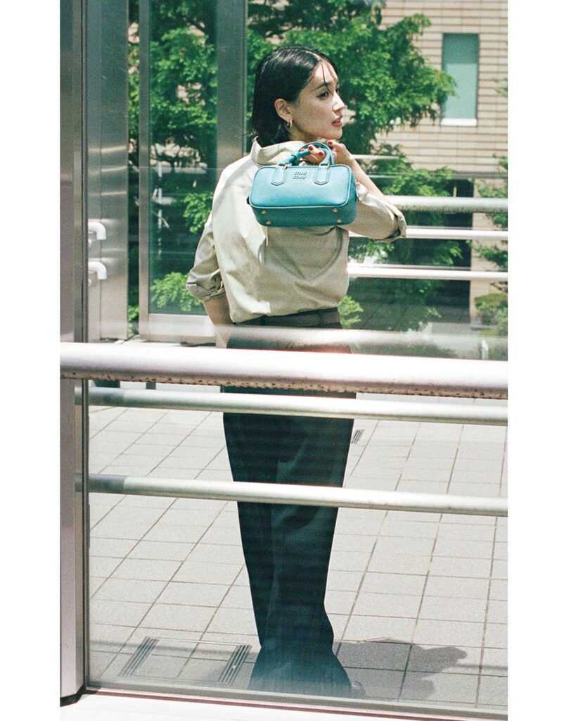miu miu 水色 収納ボックス 中型 miu miu 水色 収納ボックス 中型