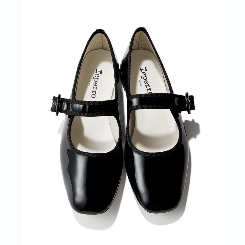 repettoのストラップ靴