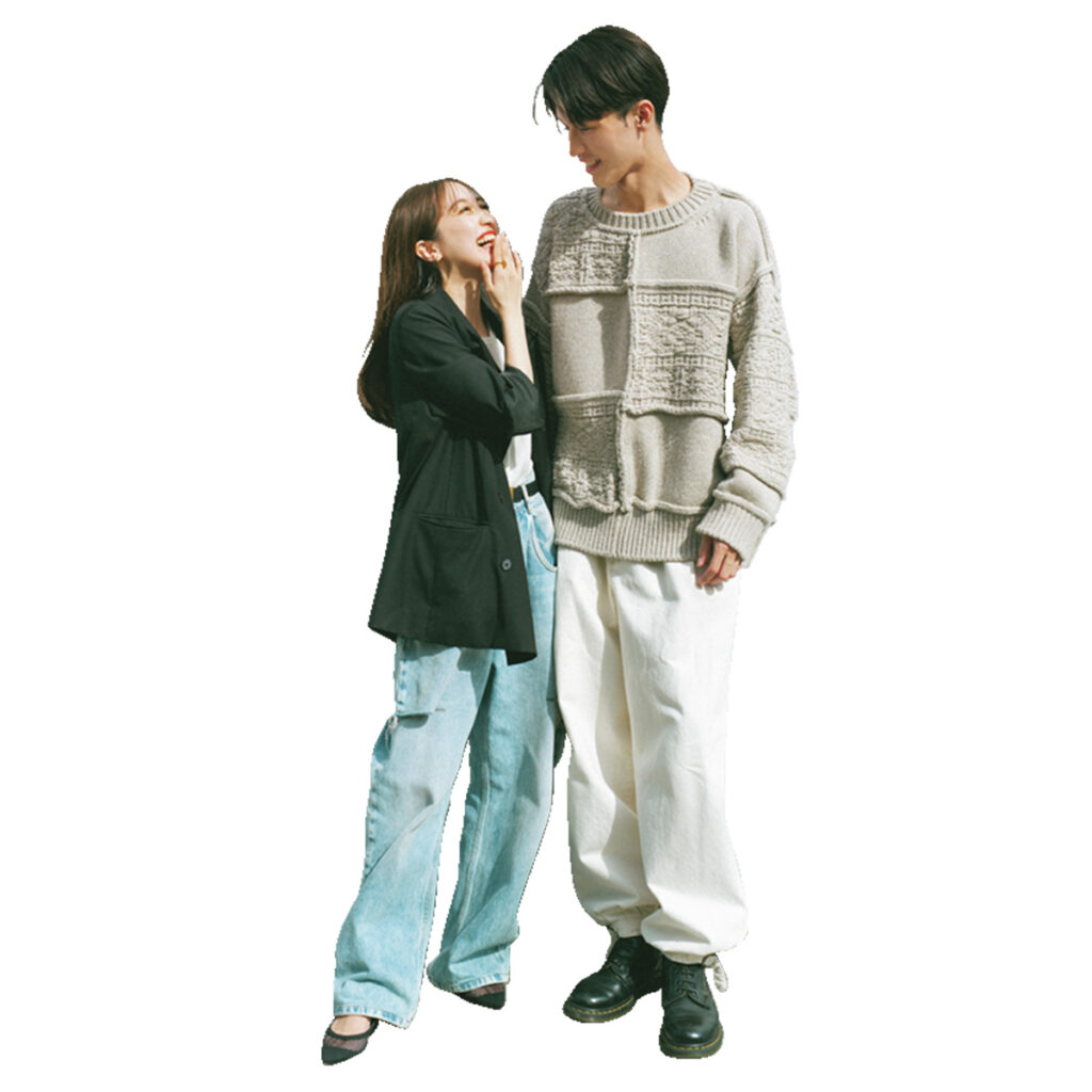 ジャケットにデニムのコーデ,白スウェットパンツのコーデ