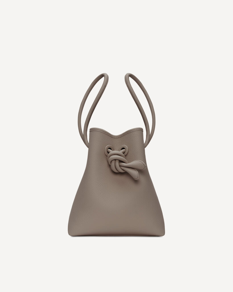 VASIC】がブランド10周年！記念アイテムを発売＆カスタマイズを