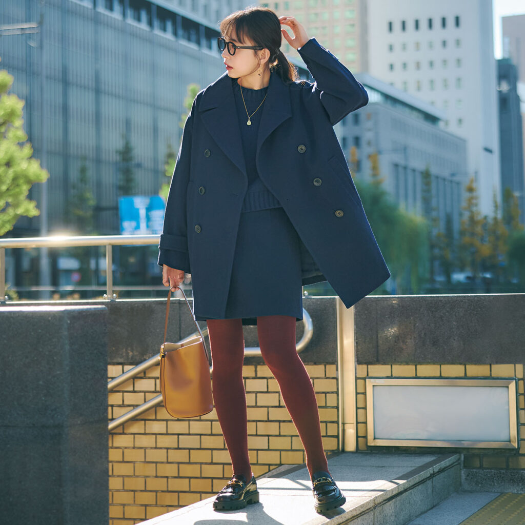 台形シルエットのミニコーデ