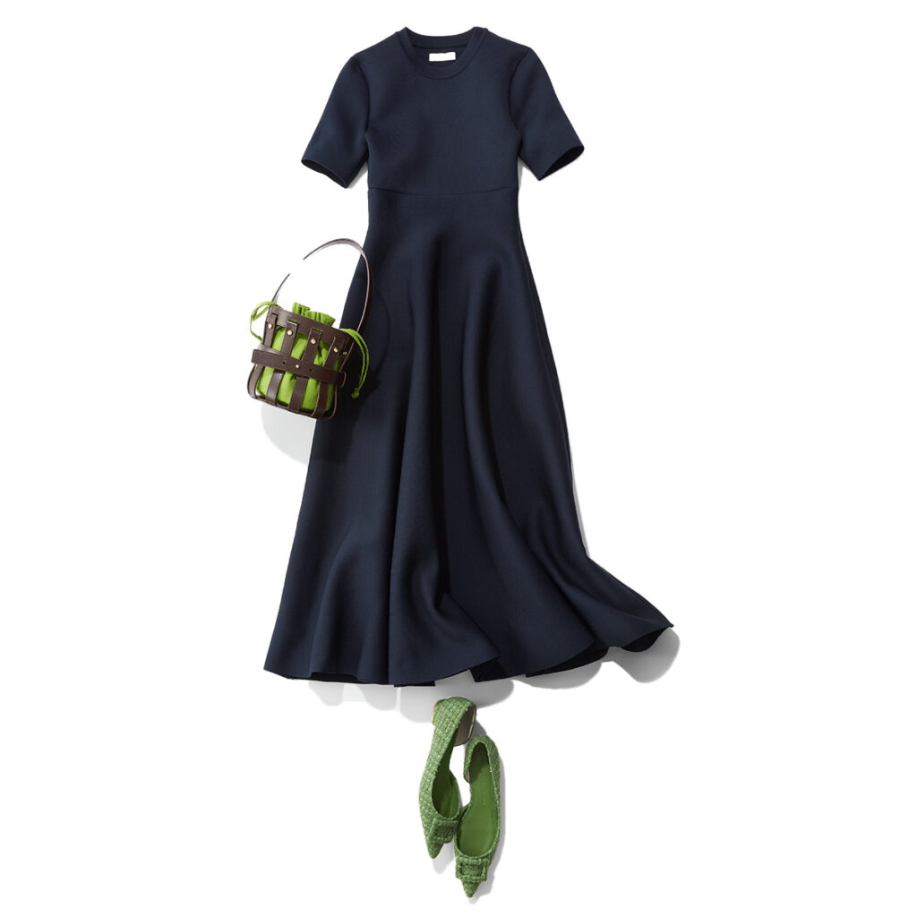 フィット＆フレアシルエットの正統派ワンピース