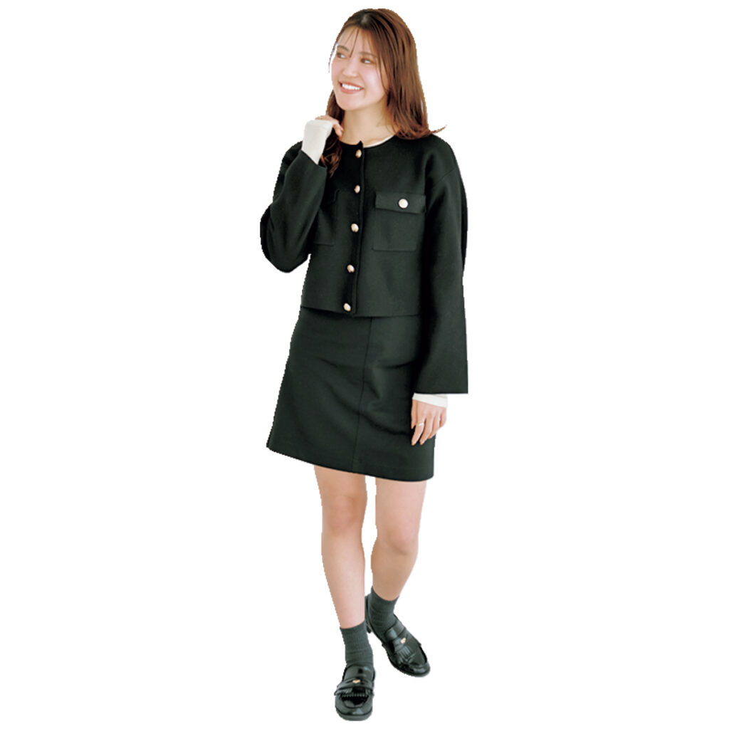 オールブラックのミニコーデ