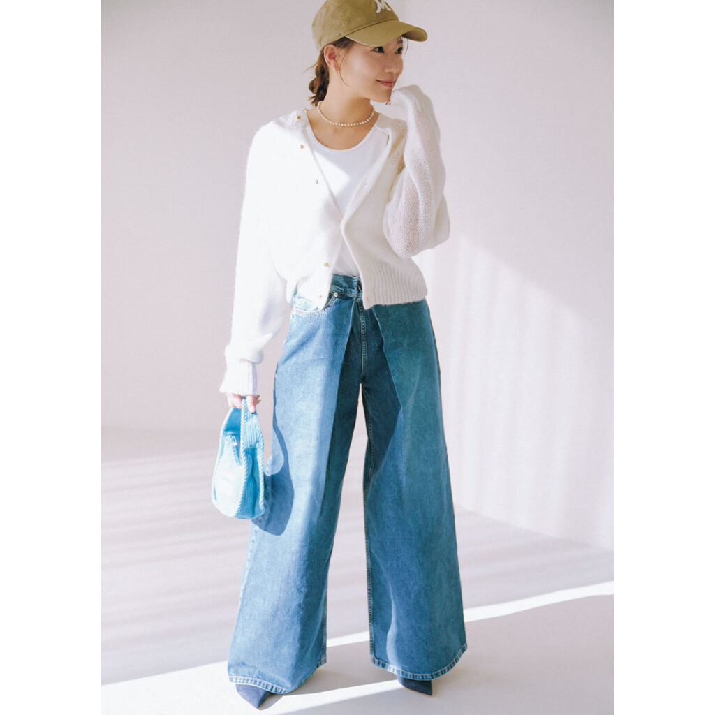 フレアデニムのコーデ