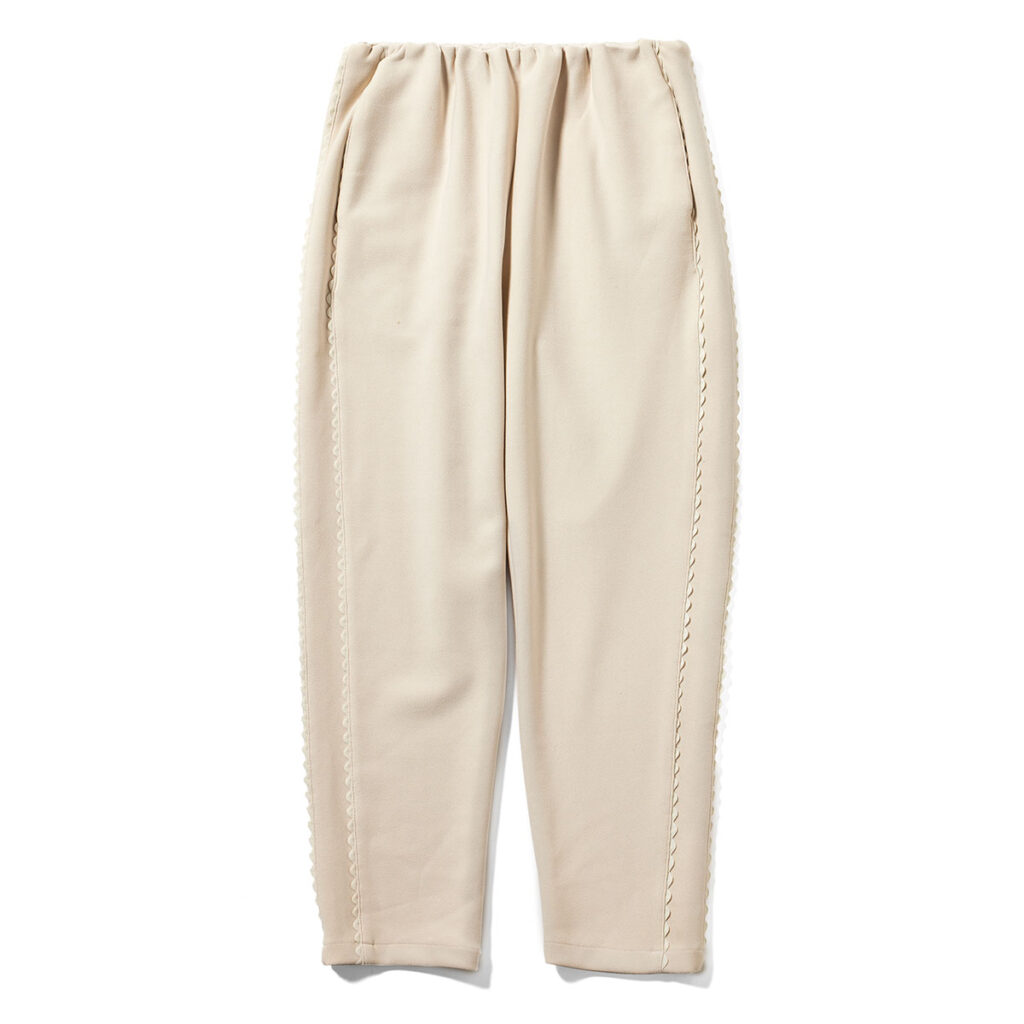 miele grandeの「白パンツ」