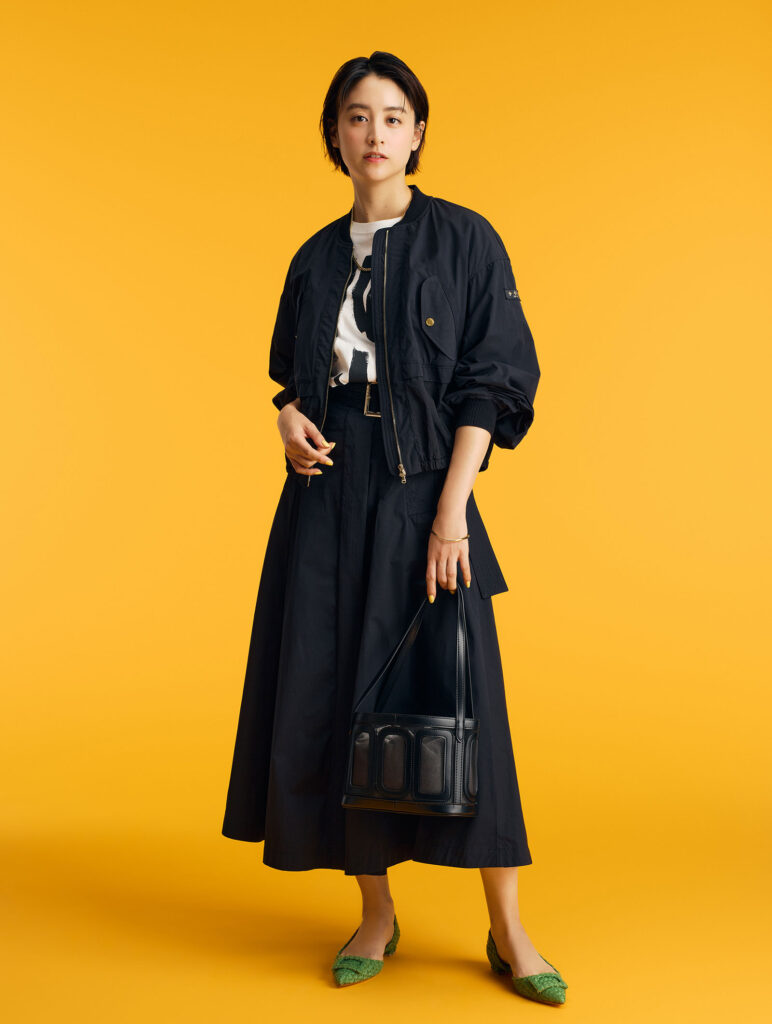 山本美月と選ぶ「タトラス」の上品春アウター6選 | CLASSY