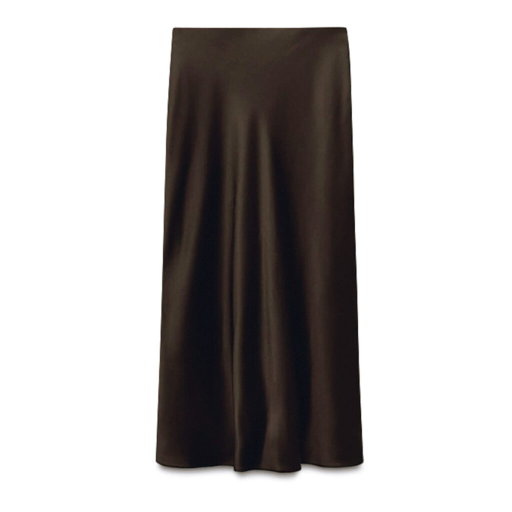 ZARAのチョコ色サテンスカート