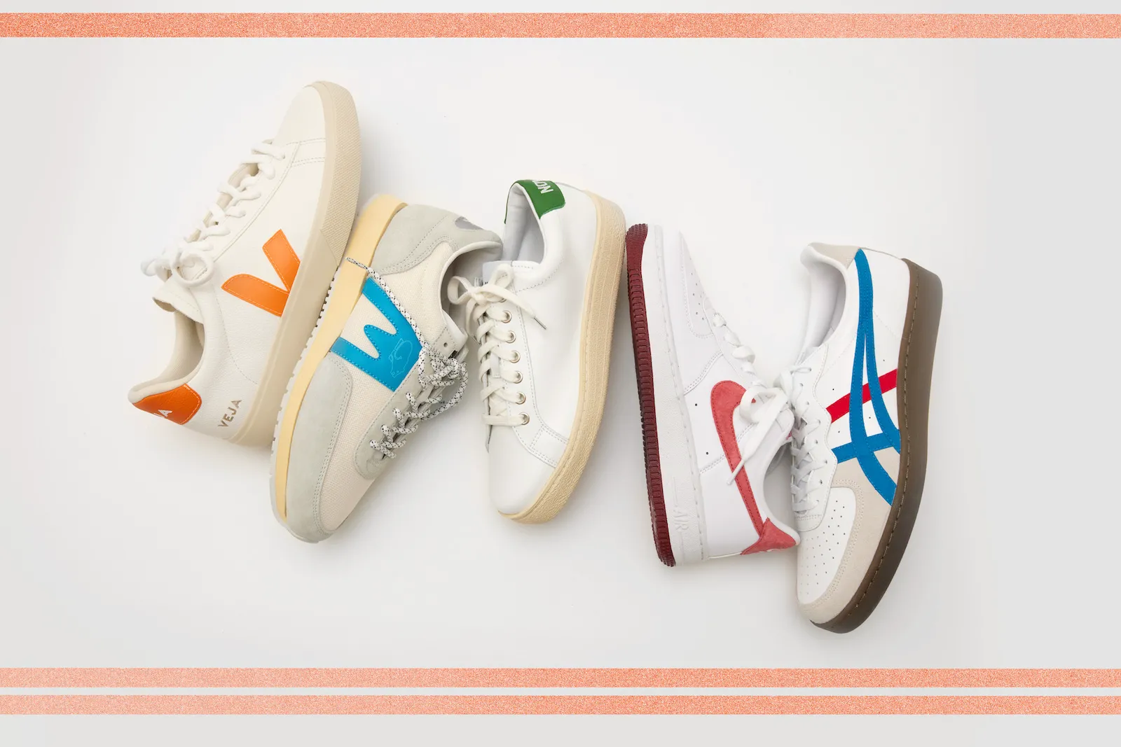 ポイントカラー入りの白スニーカー5足