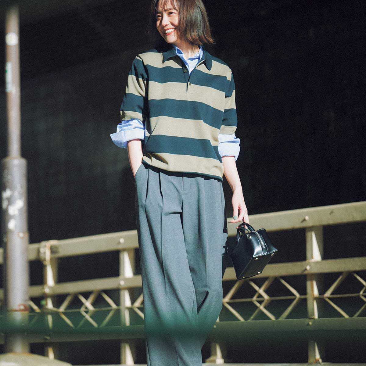 ラガーシャツとブルーシャツのレイヤードコーデ