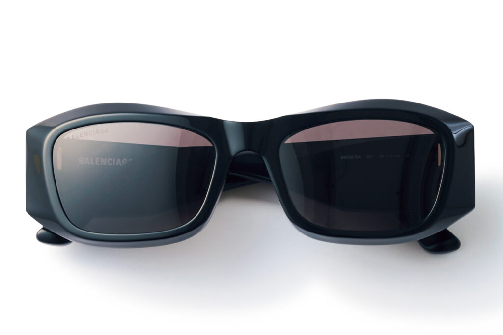 バレンシアガのサングラス