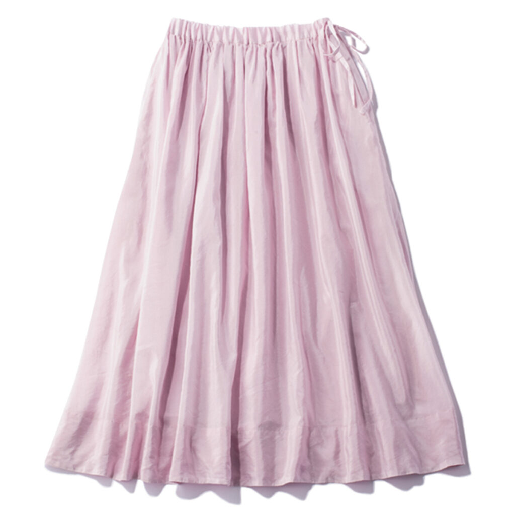 シルクのピンクフレアスカート