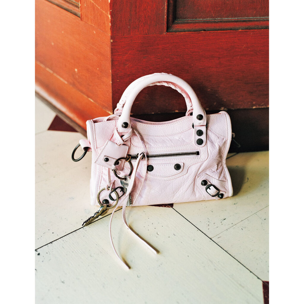 ベビーピンクのLE CITY