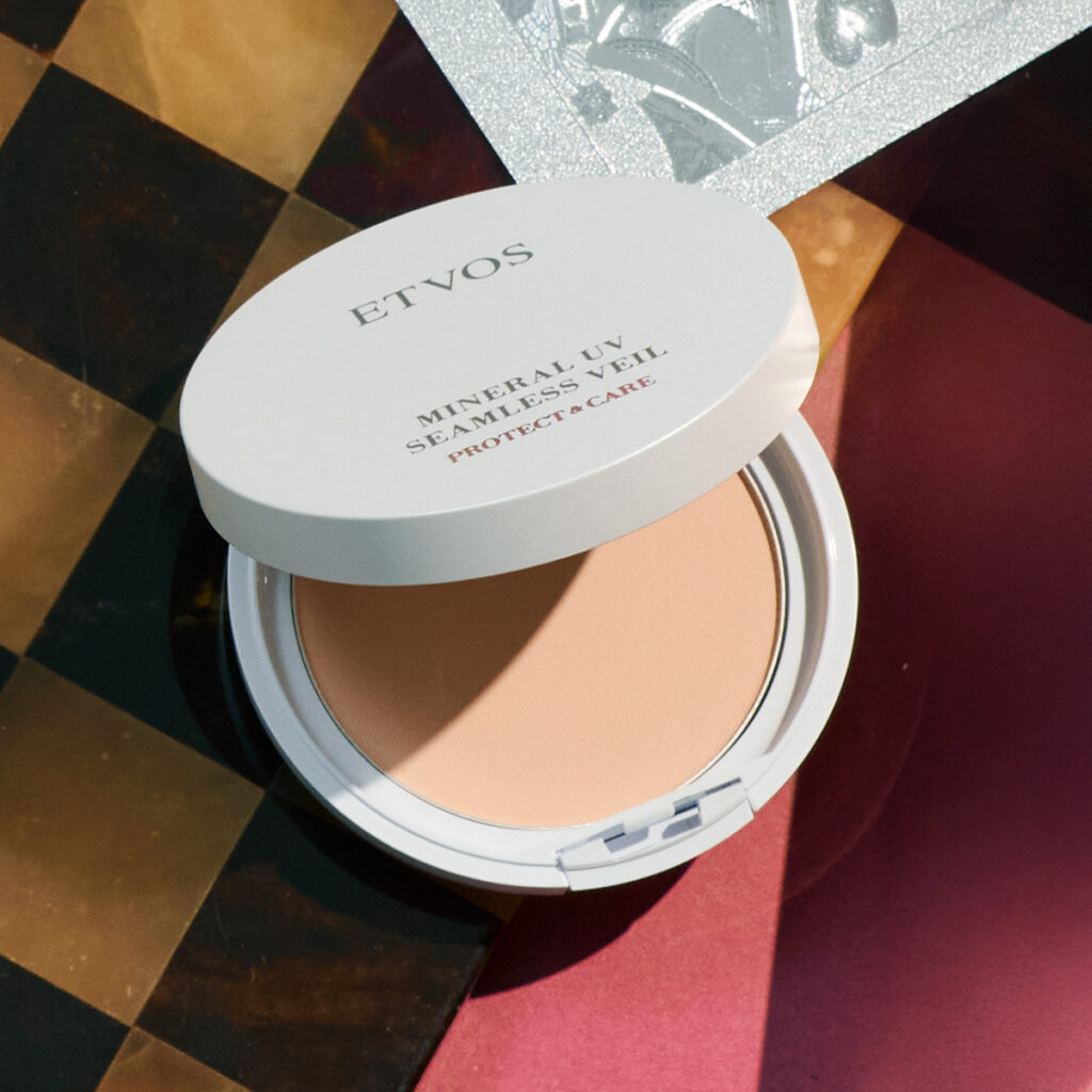 ミネラルUVシームレスベール ナチュラルベージュ