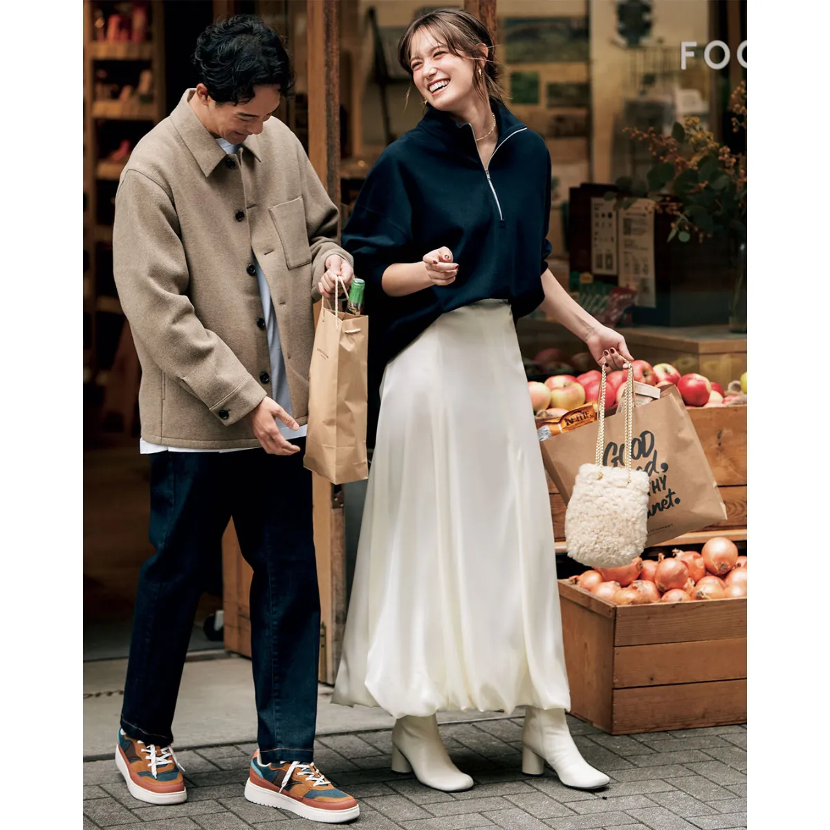 骨格ナチュラルに似合うハーフジップ×バルーンスカートのトラウデン直美さん