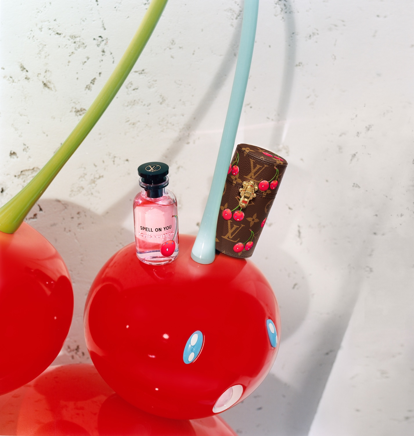 【陽気なチェリーモチーフ】LV ×村上隆 モノグラム・チェリー ルイ·ヴィトン】「LOUIS VUITTON × MURAKAMI」第3章よりブラウン