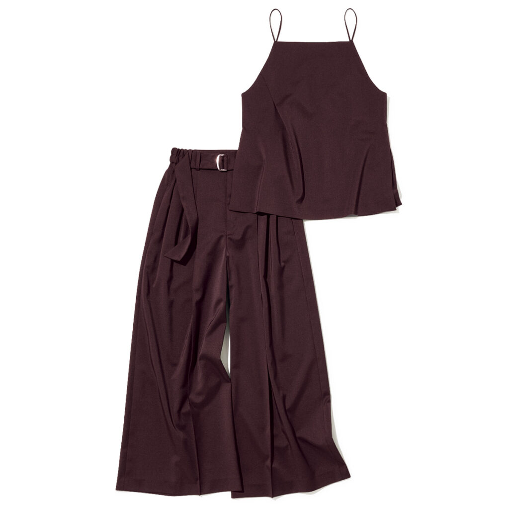 赤みブラウンのキャミとパンツのセットアップ,お呼ばれ服