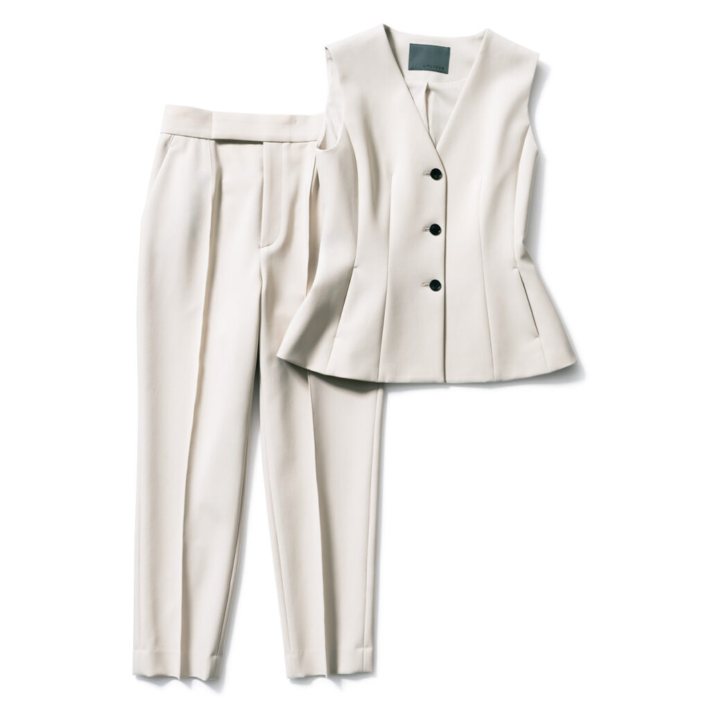 ドライタッチダンボールニット素材のセットアップ