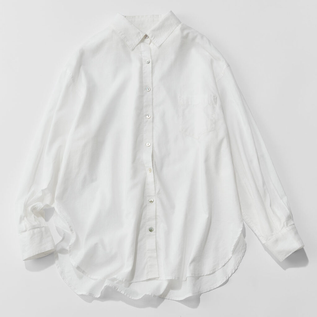 白シャツ