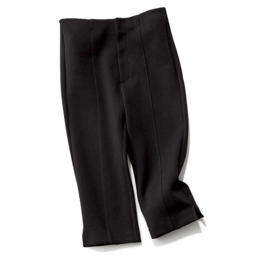 六分丈とフロントジップのサイクルパンツ