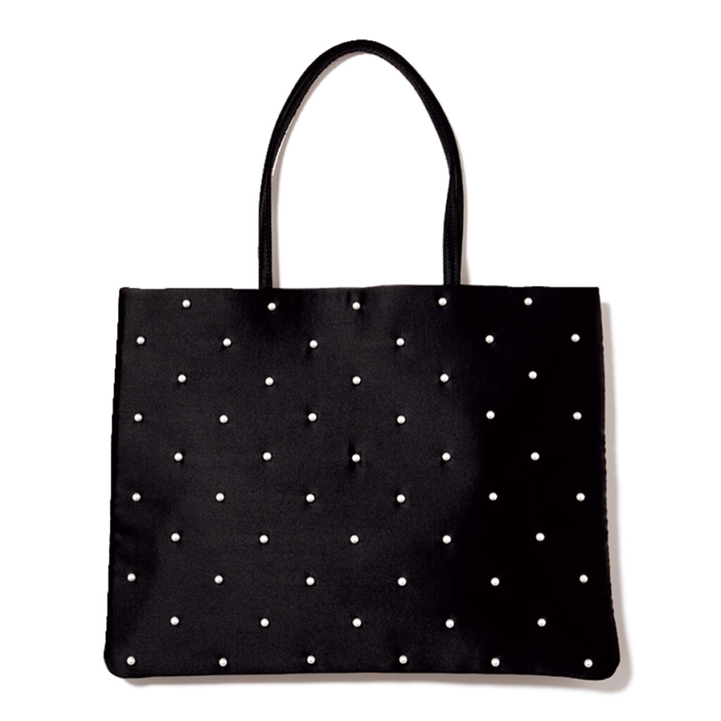 パールの黒トート