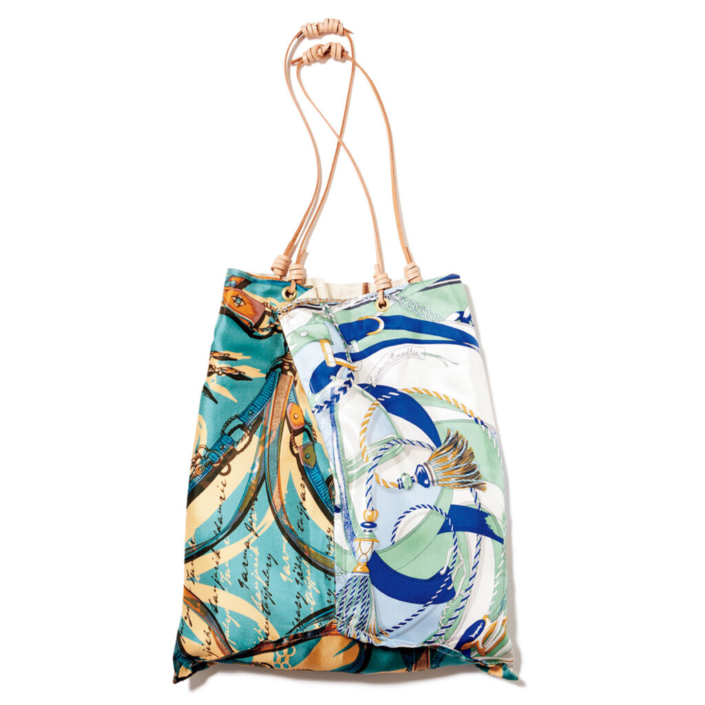 シルクの柄バッグ