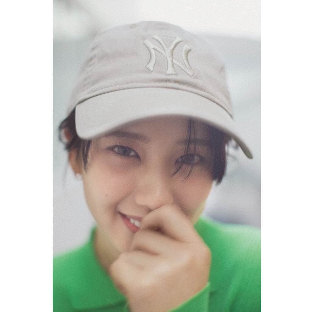 ニューエラのベージュキャップ