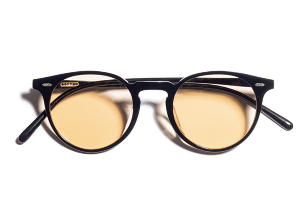 Oliver Peoplesのサングラス