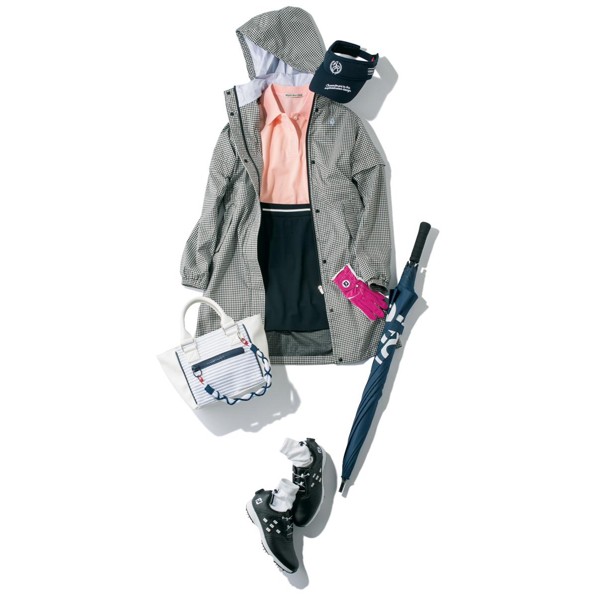 マルディのカラーポロにレインワンピのゴルフコーデ