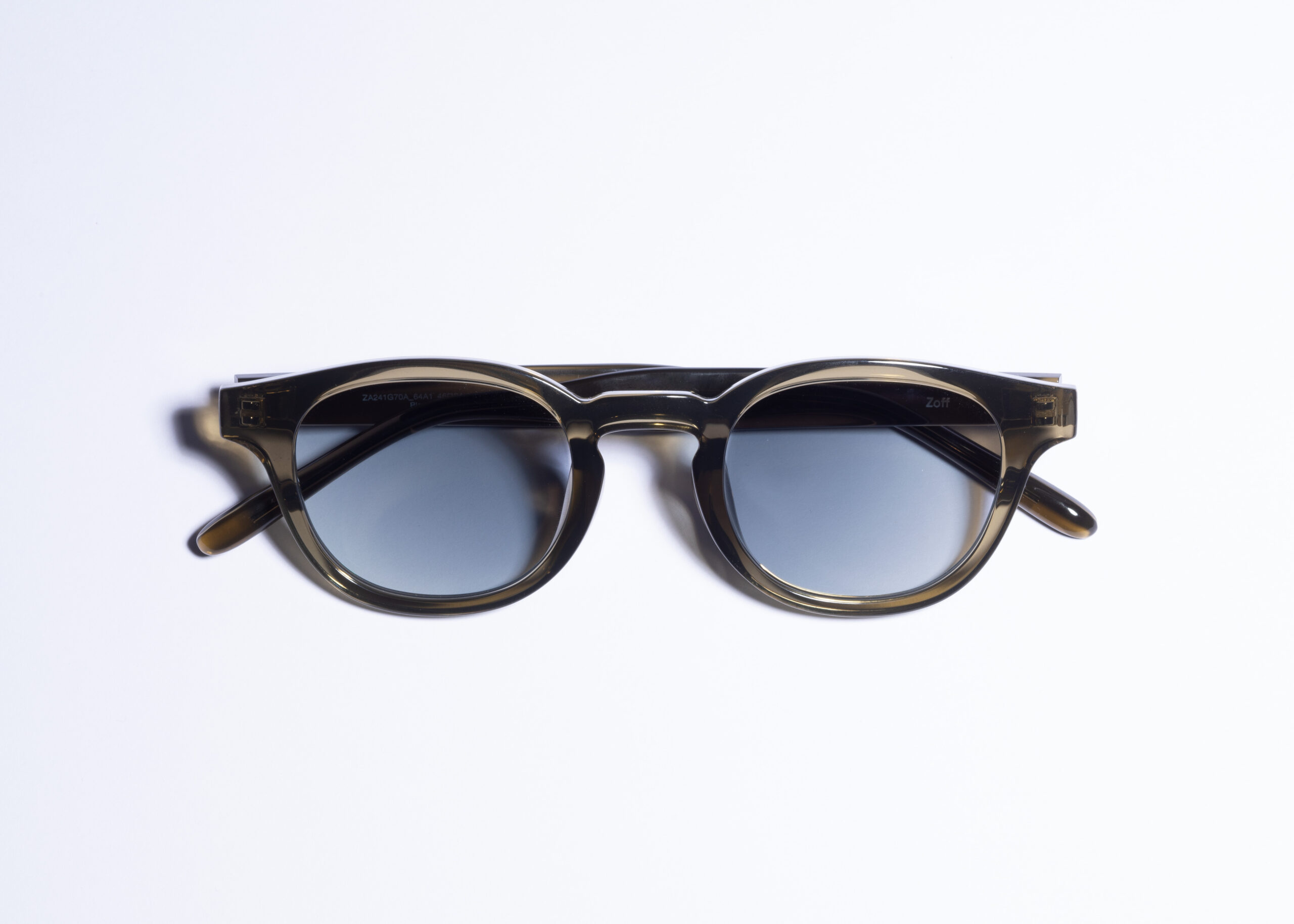 Zoffの調光レンズサングラスとUNIQLOのサングラス 再値下げセール価格]TREND SUNGLASSES(調光レンズ搭載)(WEB限定