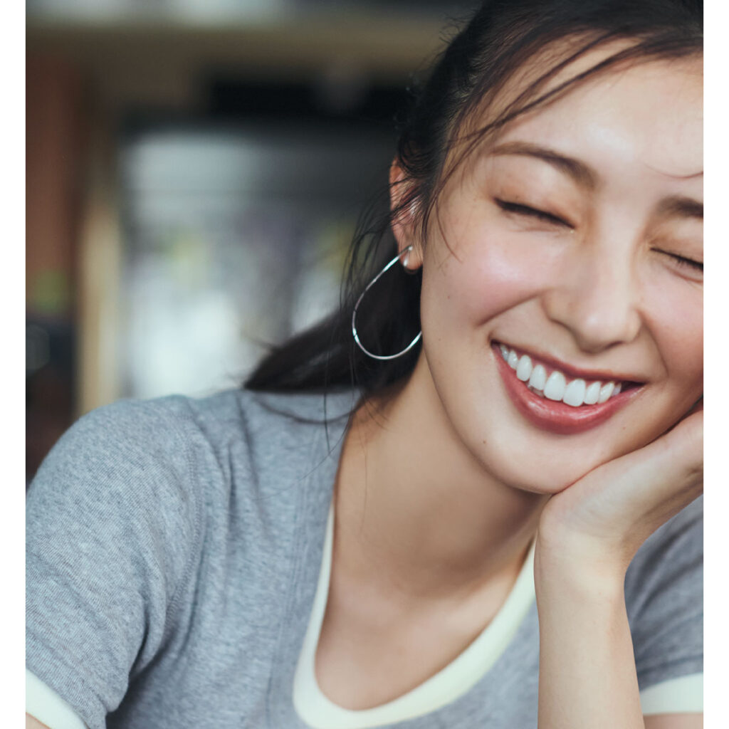 Tシャツのレイヤードコーデ