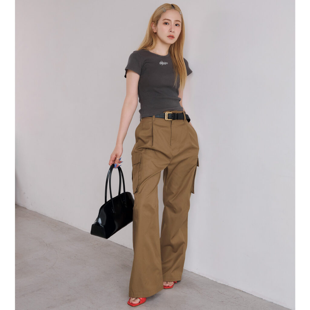 ピチTにパンツのコーデ