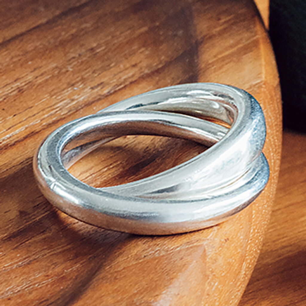 シルバーの2連リング