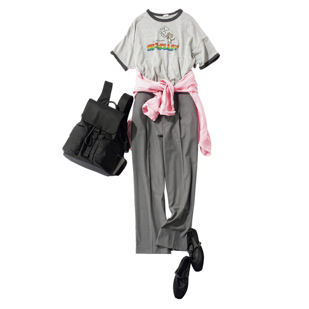 Tシャツとワイドパンツのコーデ
