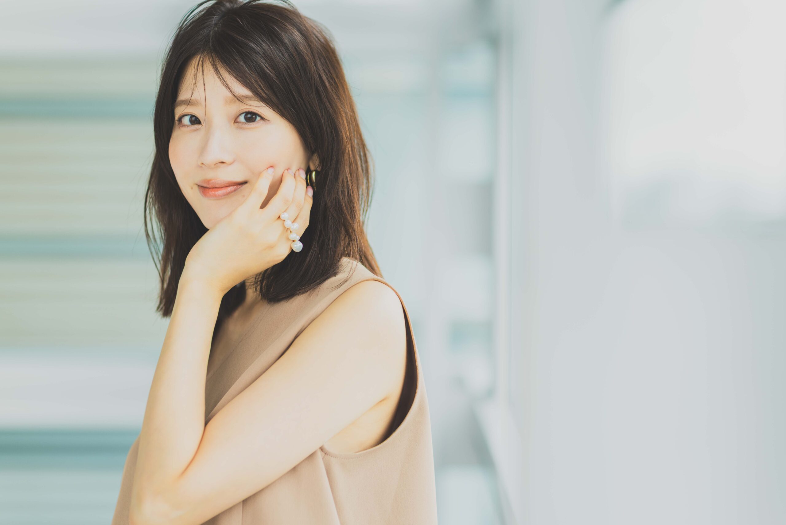 u*5様 日本テレビアナウンサー郡司恭子 直筆サイン入り色紙 ?media_id=3661307303149994060