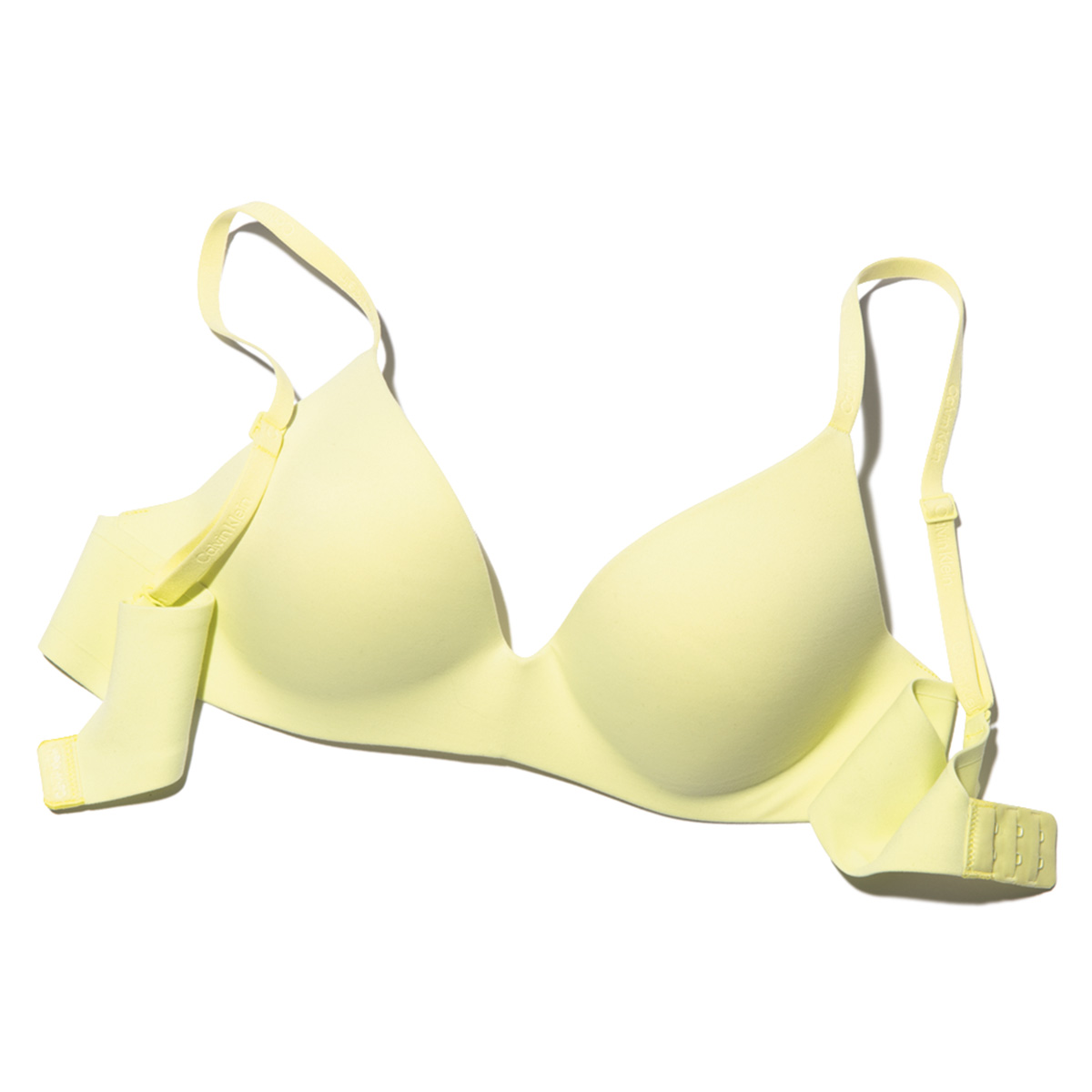 カルバン・クラインのシームレスブラ