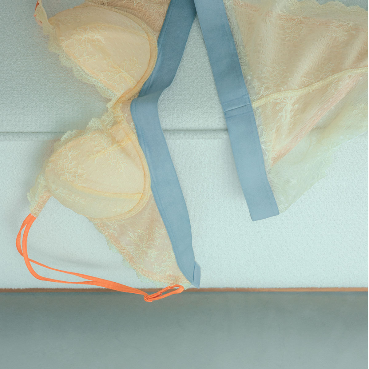 misoraのブラジャーとショーツ