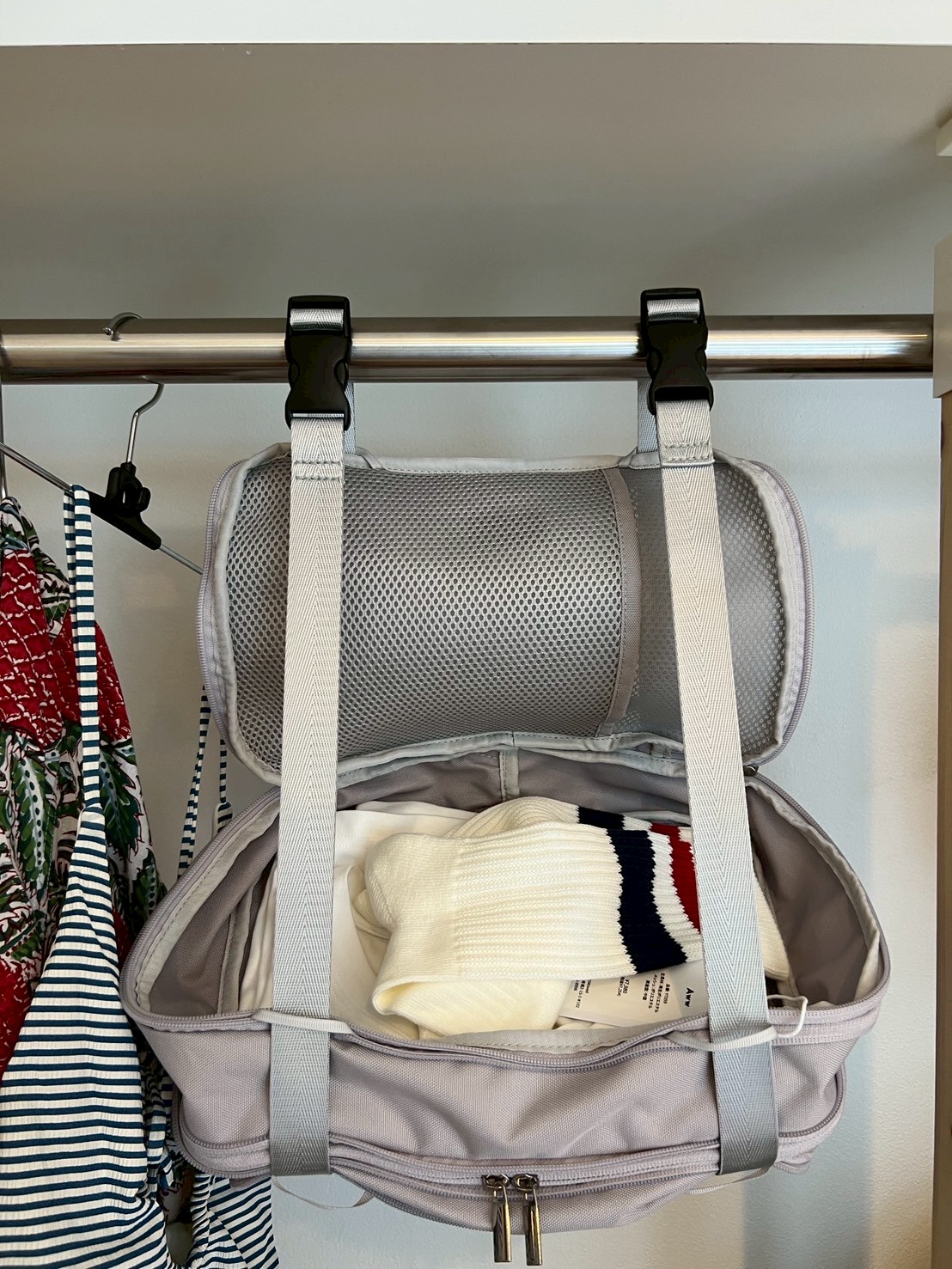 Aww　収納ポーチ