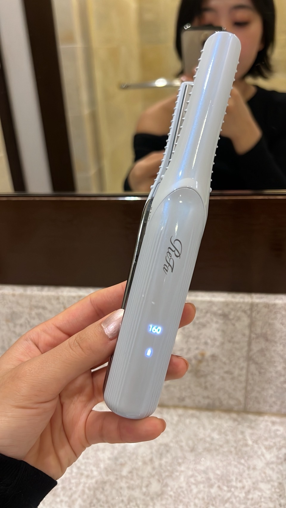 リファ　「リファフィンガーアイロンST」