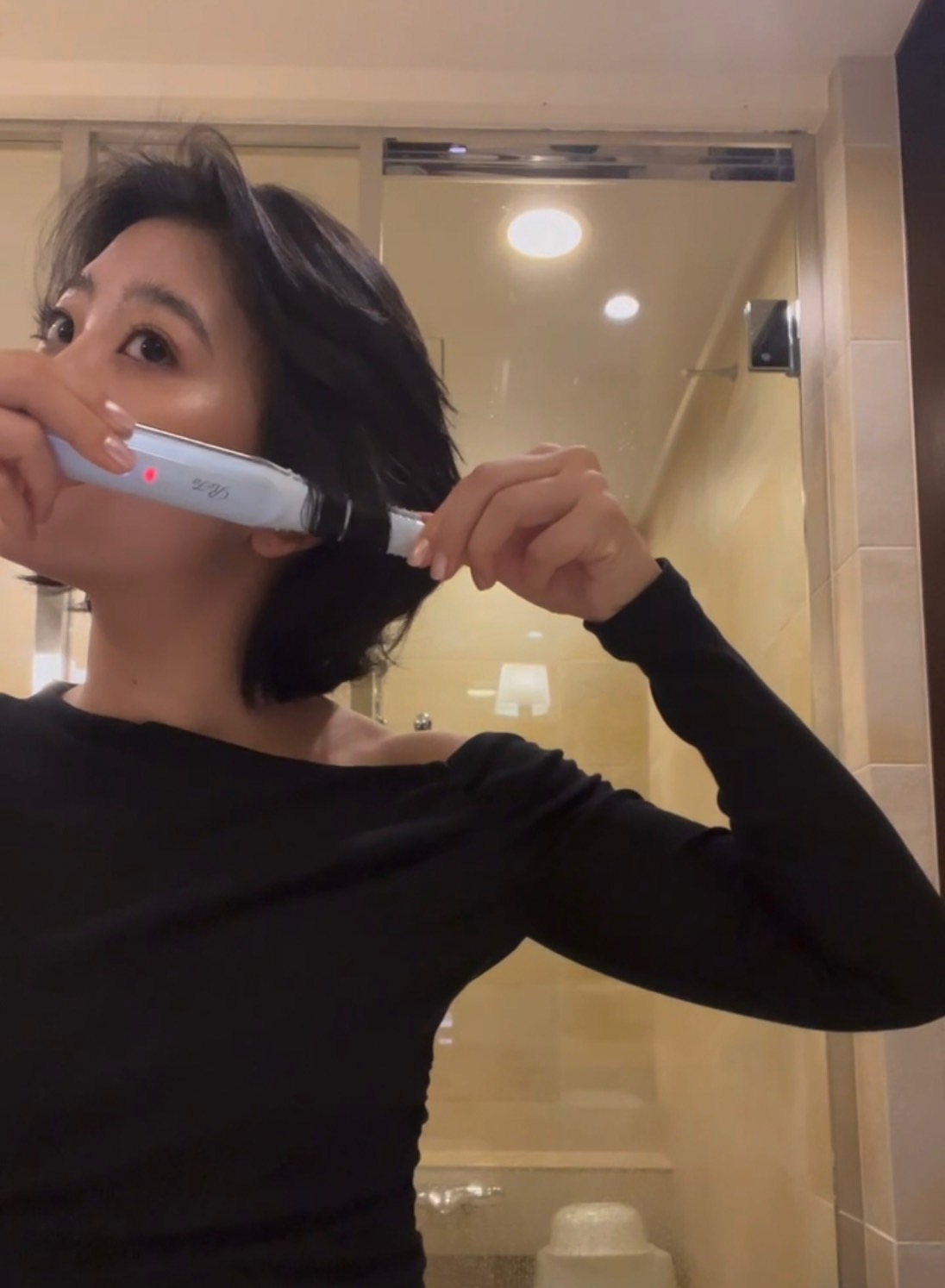 リファ　「リファフィンガーアイロンST」