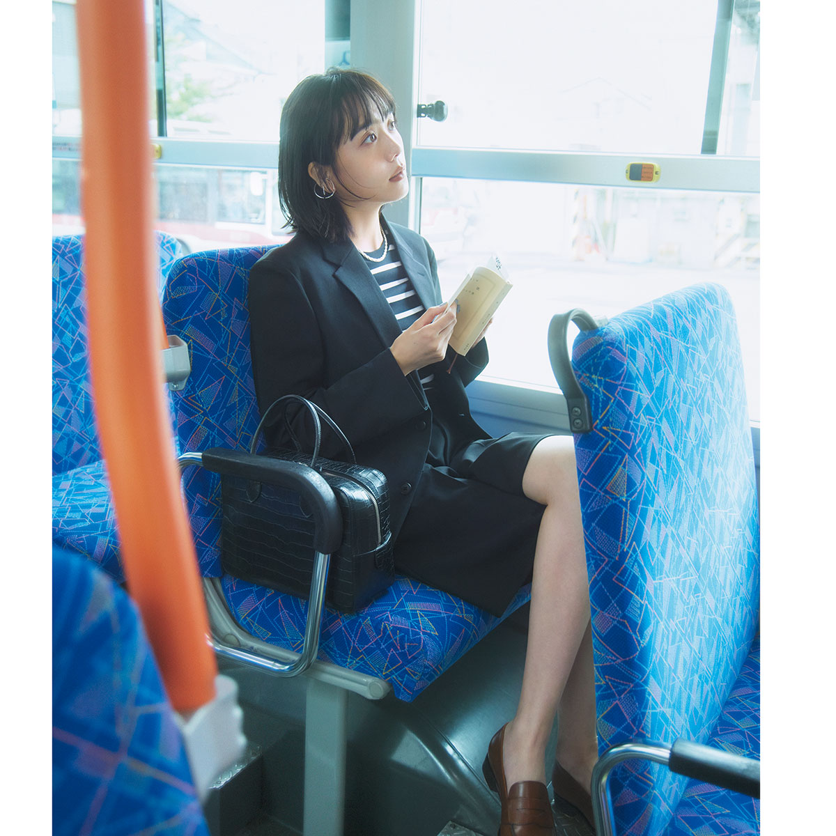 ユニクロボーダーTとジャケットのコーデ