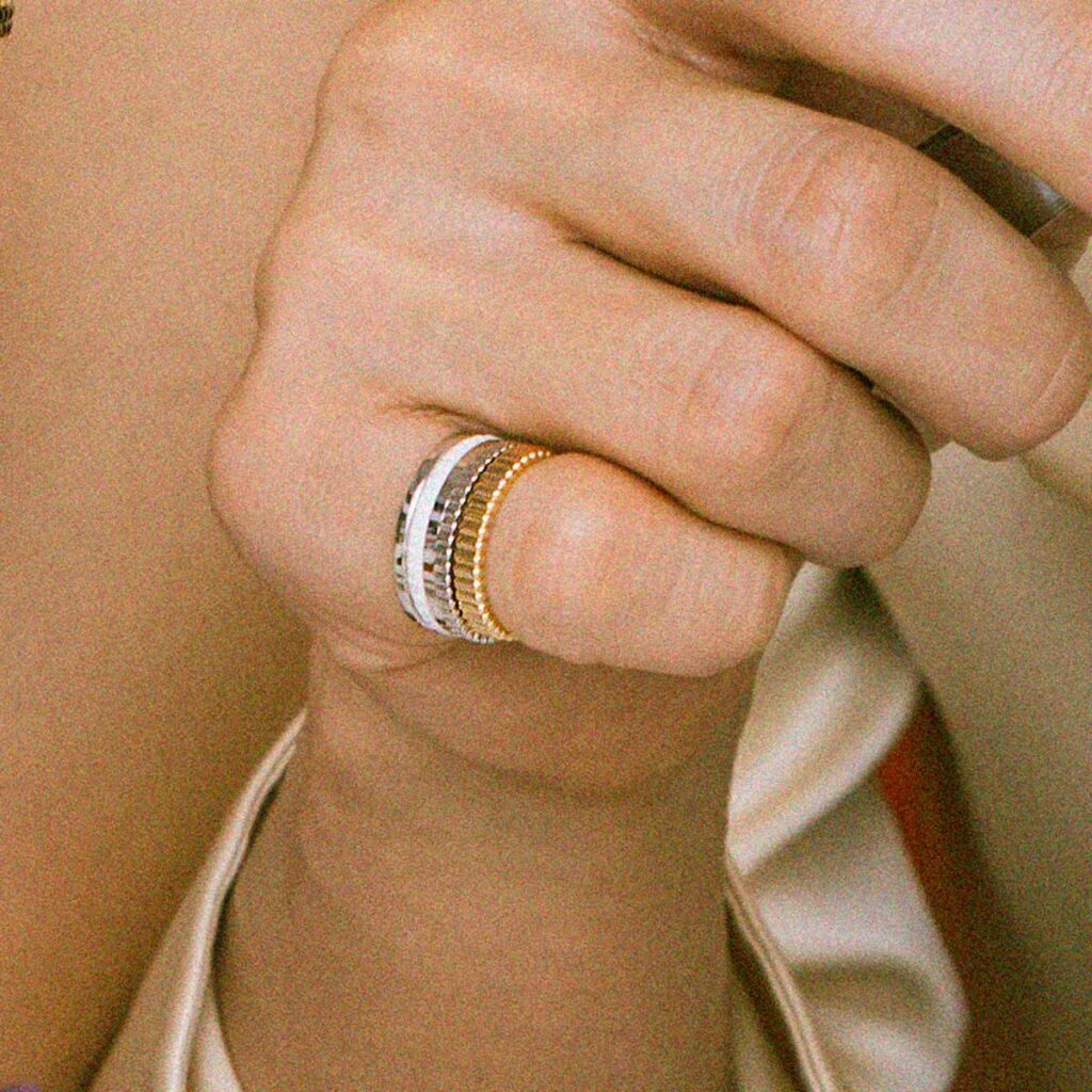 「キャトル グログラン リング スモール」「キャトル ダブルホワイト リング スモール」